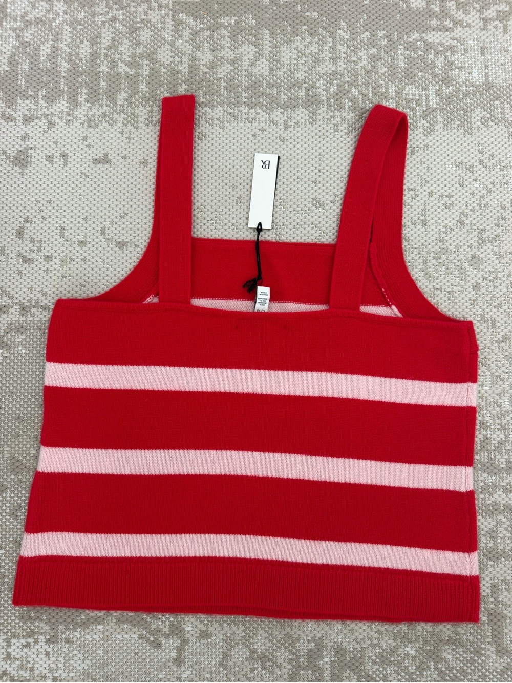 Cashmere Tank - Picture 2 of 4